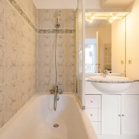 Maison 2 A 4 Personnes Proche Disney-asterix-cdg Apartment Villeparisis