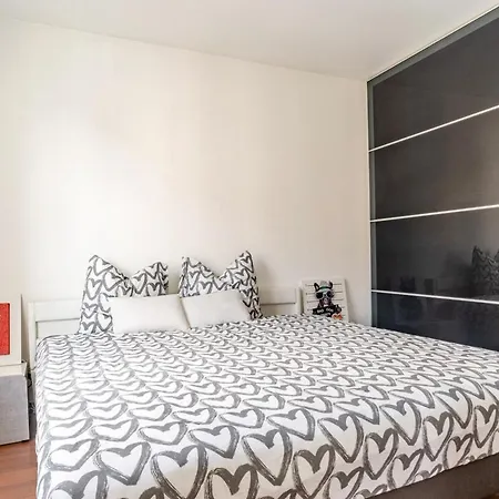 Maison 2 A 4 Personnes Proche Disney-asterix-cdg Villeparisis