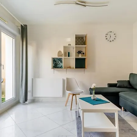 Maison 2 A 4 Personnes Proche Disney-asterix-cdg Apartment Villeparisis